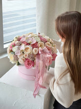 Load image into Gallery viewer, "Baby Doll" flower box