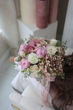 Load image into Gallery viewer, "Boite de Luxe" flower box