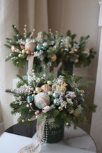 Load image into Gallery viewer, "Winter Wonderland" flower box