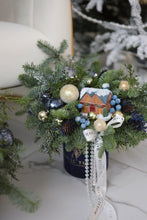 Load image into Gallery viewer, “Polar Express” flower box