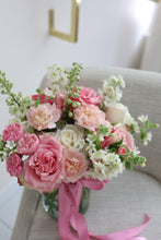 Load image into Gallery viewer, "Maison Rosé" Vase Arrangement