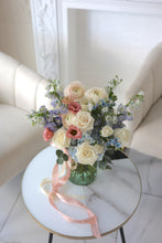Load image into Gallery viewer, "Maison Aquarelle" Vase Arrangement