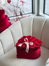 Load image into Gallery viewer, "Red Velvet" heart flower box