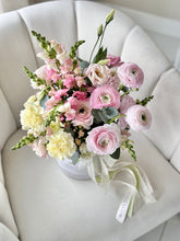 Load image into Gallery viewer, "Morning Garden" flower box