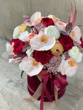 Load image into Gallery viewer, "Fall Delight" flower box