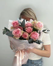 Load image into Gallery viewer, Rose Bouquet