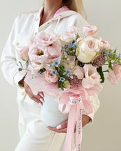 Load image into Gallery viewer, "Blush Velvet" flower box