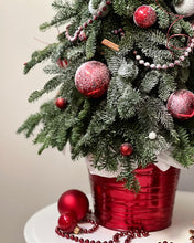 Load image into Gallery viewer, Red Christmas tree