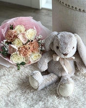 Load image into Gallery viewer, Lovely bouquet with a toy