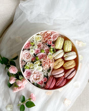 Load image into Gallery viewer, "Elegant" Macaron Flower Box