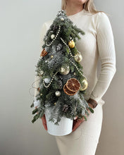 Load image into Gallery viewer, Golden Christmas tree