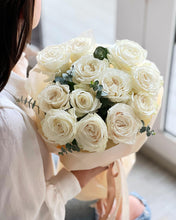 Load image into Gallery viewer, White roses with eucalyptus