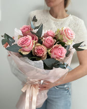 Load image into Gallery viewer, Rose Bouquet