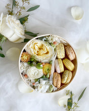 Load image into Gallery viewer, "Lovely" Macaron Flower Box