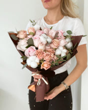 Load image into Gallery viewer, Joli Bouquet