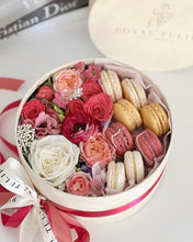 Load image into Gallery viewer, "Special" Macaron Flower Box