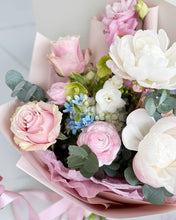 Load image into Gallery viewer, "Pink Lemonade" bouquet
