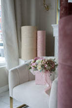 Load image into Gallery viewer, &quot;Boite de Luxe&quot; flower box
