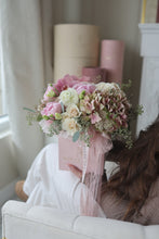 Load image into Gallery viewer, &quot;Boite de Luxe&quot; flower box
