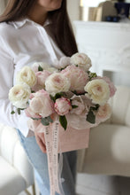 Load image into Gallery viewer, &quot;Blush POUDRE&quot; flower box

