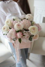 Load image into Gallery viewer, &quot;Blush POUDRE&quot; flower box
