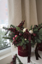 Load image into Gallery viewer, "Pomegranate" flower box
