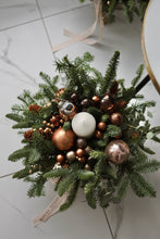 Load image into Gallery viewer, "Golden Chestnut" centrepiece with candle
