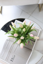 Load image into Gallery viewer, Tulips in a Vase
