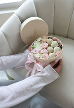Load image into Gallery viewer, Strawberry Flower Box
