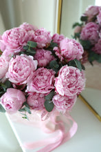 Load image into Gallery viewer, Peony flower box
