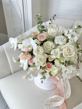 Load image into Gallery viewer, &quot;White Couture&quot; flower box
