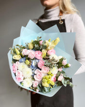 Load image into Gallery viewer, Bonjour Bouquet
