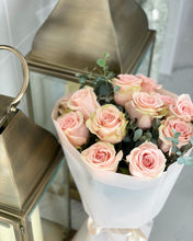 Load image into Gallery viewer, Pink Rose Bouquet
