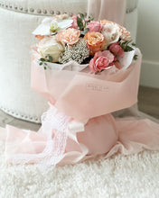 Load image into Gallery viewer, &quot;Rose Jam&quot; Bouquet
