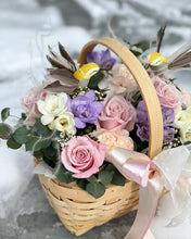 Load image into Gallery viewer, Spring Flower Basket
