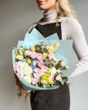 Load image into Gallery viewer, Bonjour Bouquet
