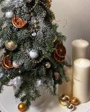 Load image into Gallery viewer, Golden Christmas tree
